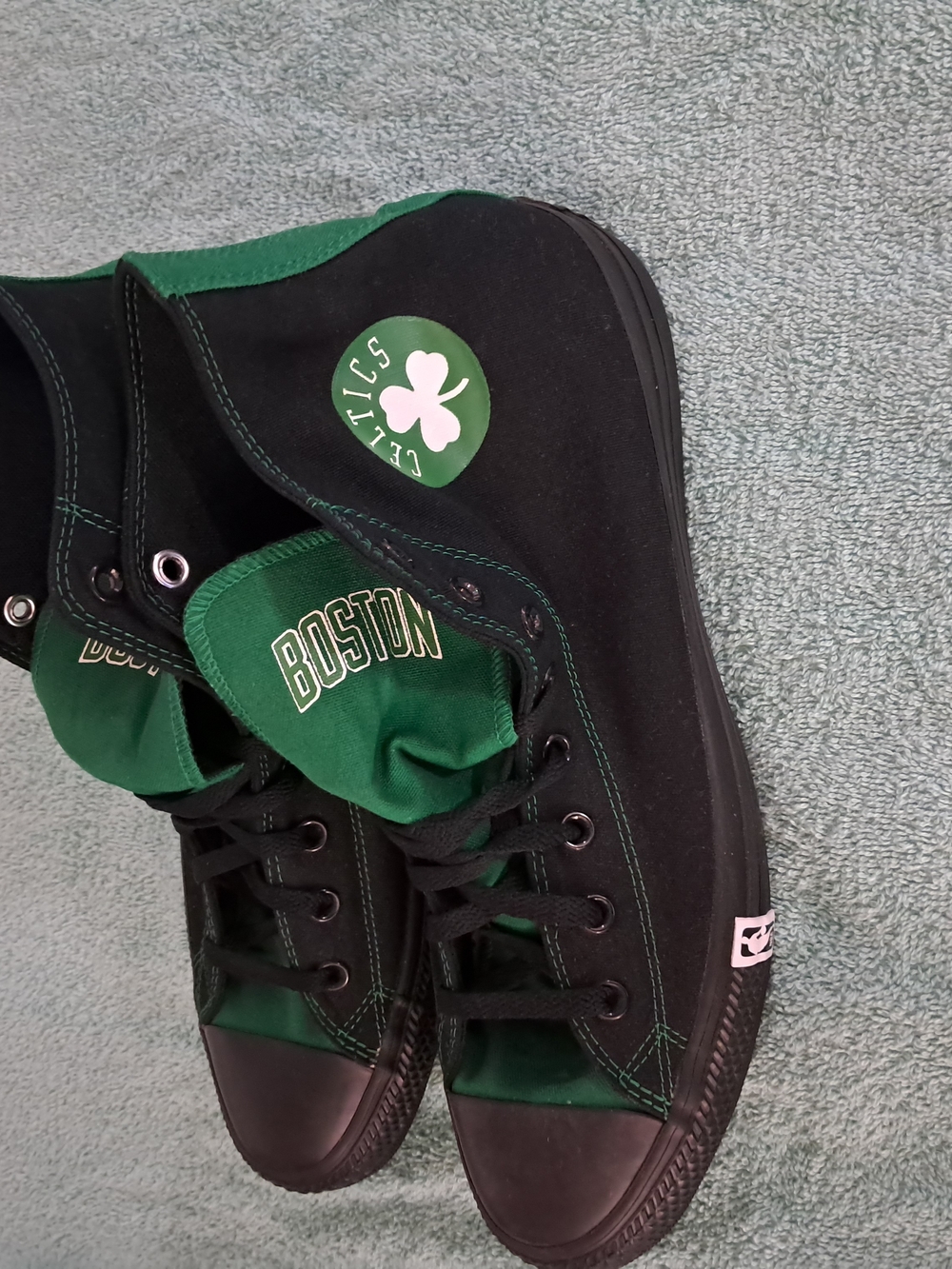 Boston Celtics Black & Green Converse Chuck Talor High-Top Sneakers